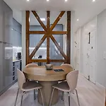 Apartament Principe Real Charm By Lovelystay